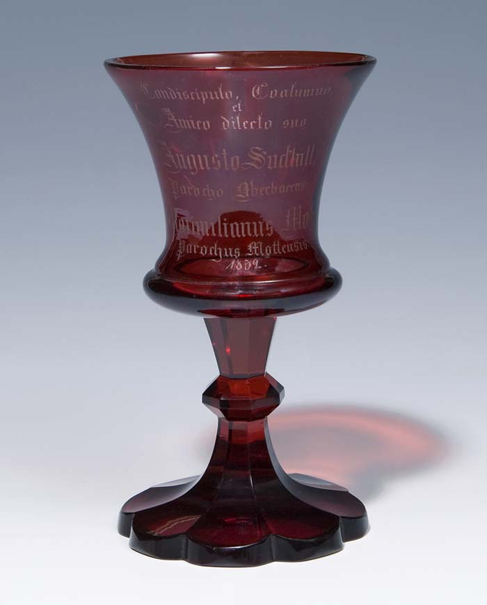 Rotglas-Pokal.